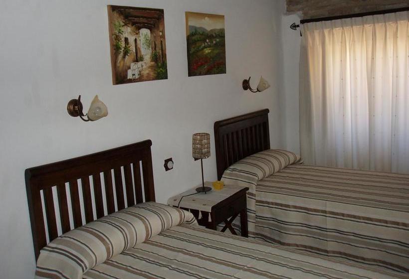 בית מלון כפרי La Posada De Villalangua