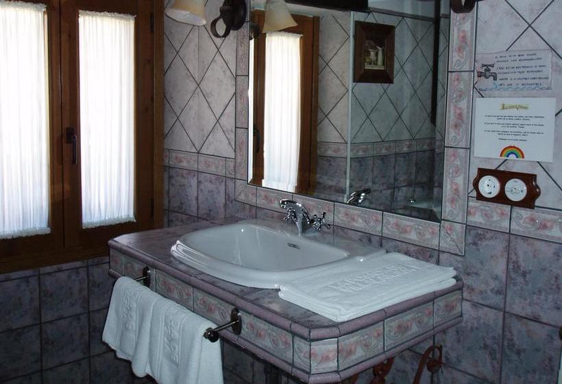 בית מלון כפרי La Posada De Villalangua