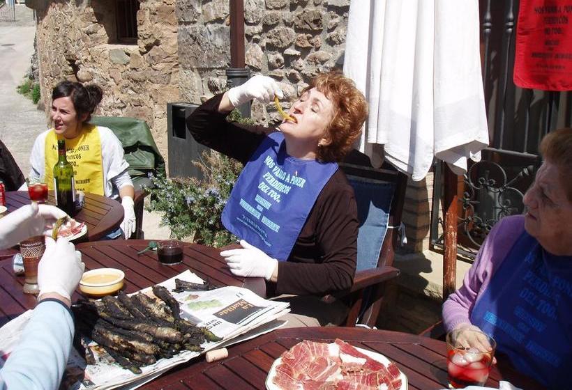 בית מלון כפרי La Posada De Villalangua