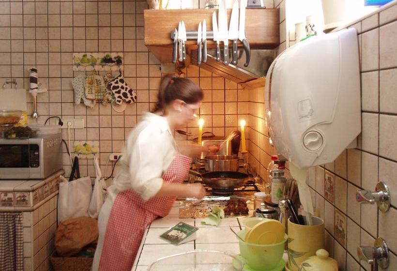 בית מלון כפרי La Posada De Villalangua