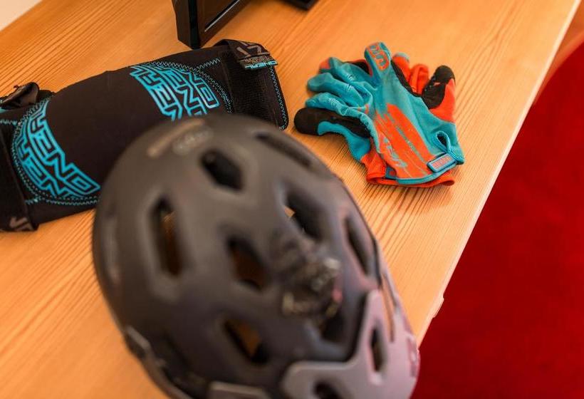 בית מלון כפרי Landgasthof Lärchenwald