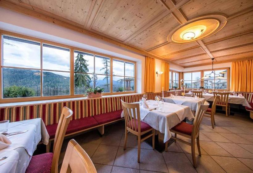 בית מלון כפרי Landgasthof Lärchenwald