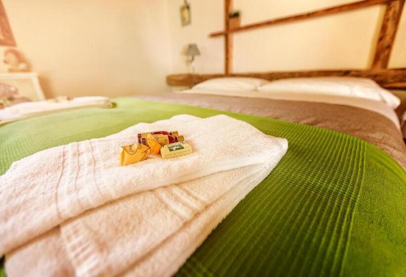 בית מלון כפרי Locanda Del Silenzio