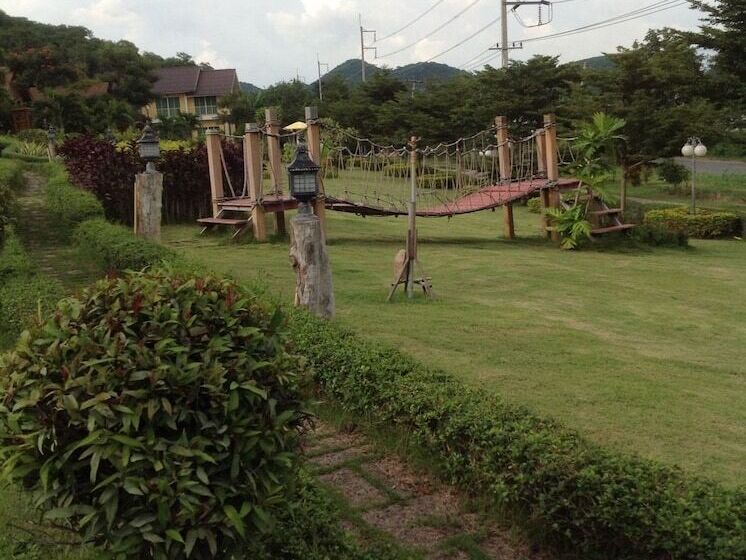 酒店 Mai Ngern Mai Thong Resort