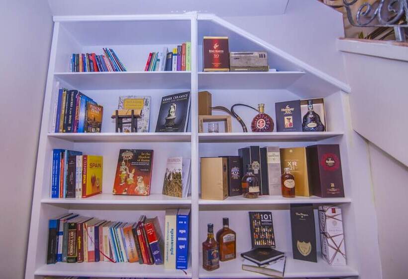 Отель Mane La Résidence