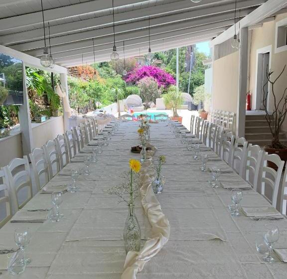 호텔 Mercurio Sul Mare   Fish Restaurant And Private Beach