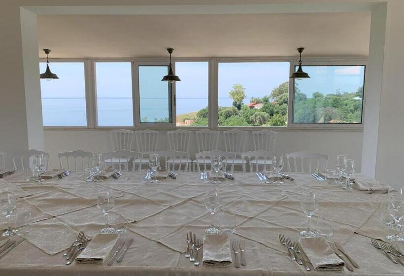 호텔 Mercurio Sul Mare   Fish Restaurant And Private Beach