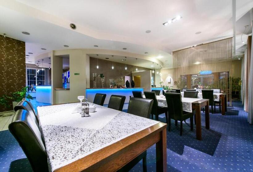 בית מלון כפרי Nowy Dwór