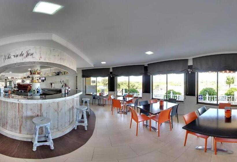 فندق Playa La Arena