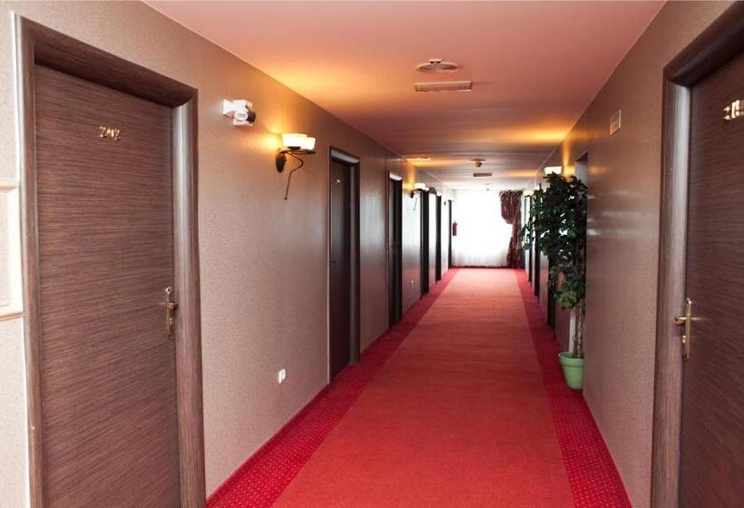 בית מלון כפרי Politański