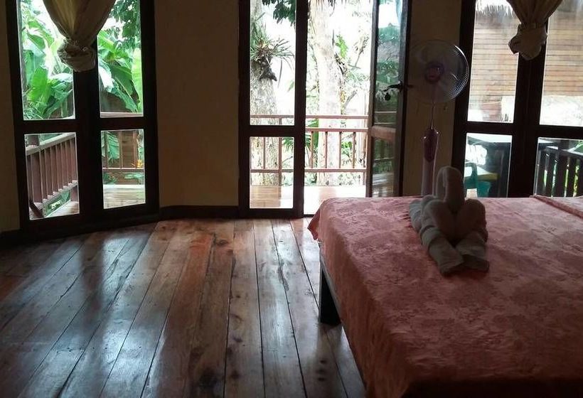 ホテル Raya Resort