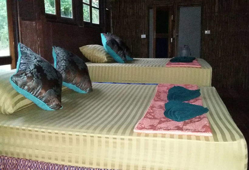 ホテル Raya Resort