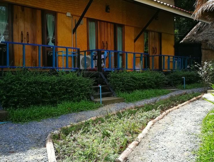 ホテル Raya Resort