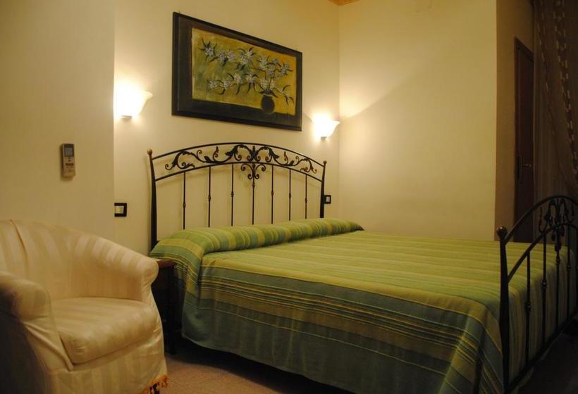 فندق Ristorante La Siesta