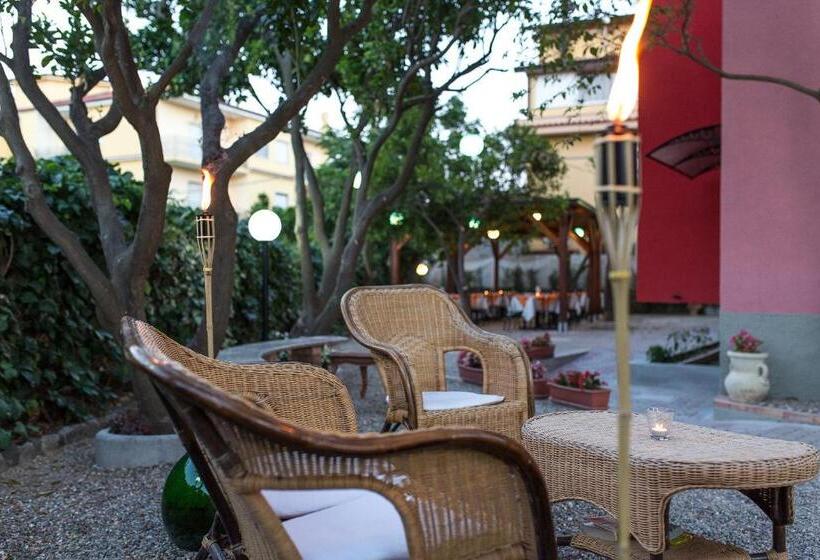 Отель Ristorante Villa Susy