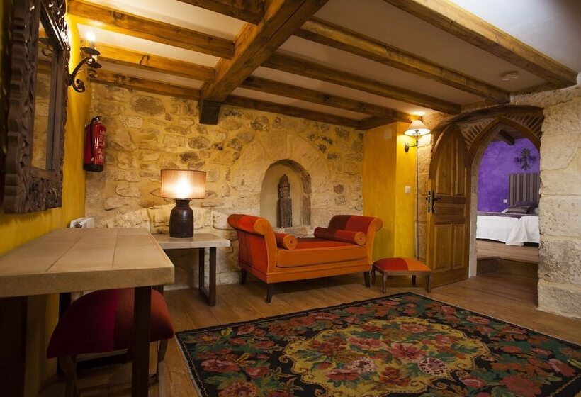 Отель Rural La Torre De Bisjueces