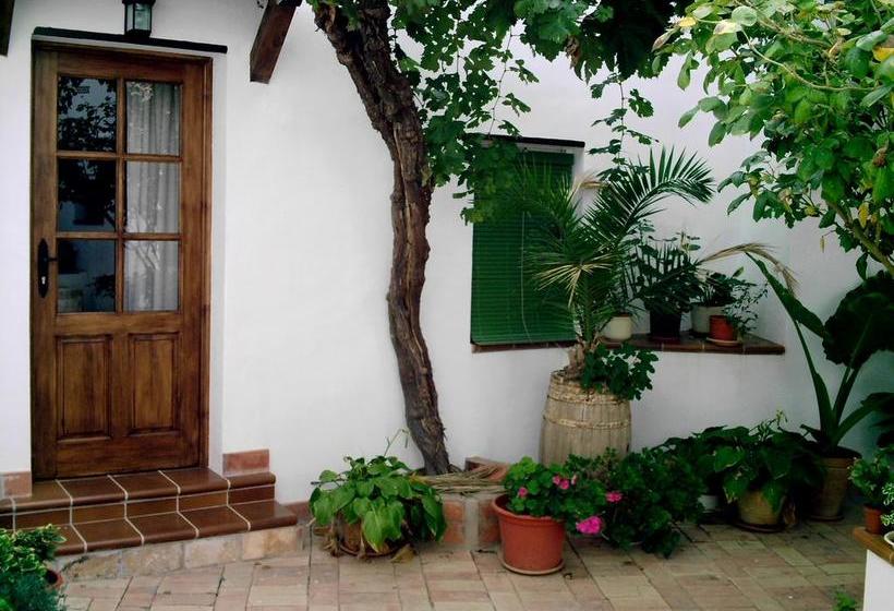 فندق Señorío De Monterruiz