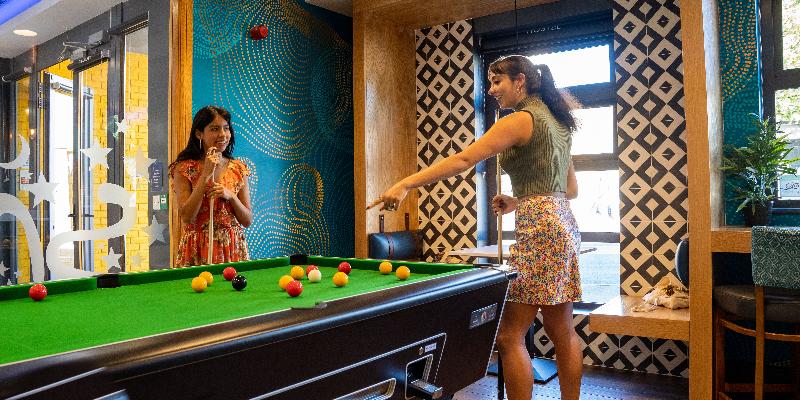 酒店 Snoozles Galway City Centre