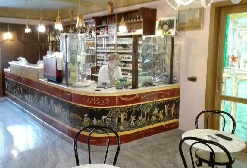 فندق Sottovento