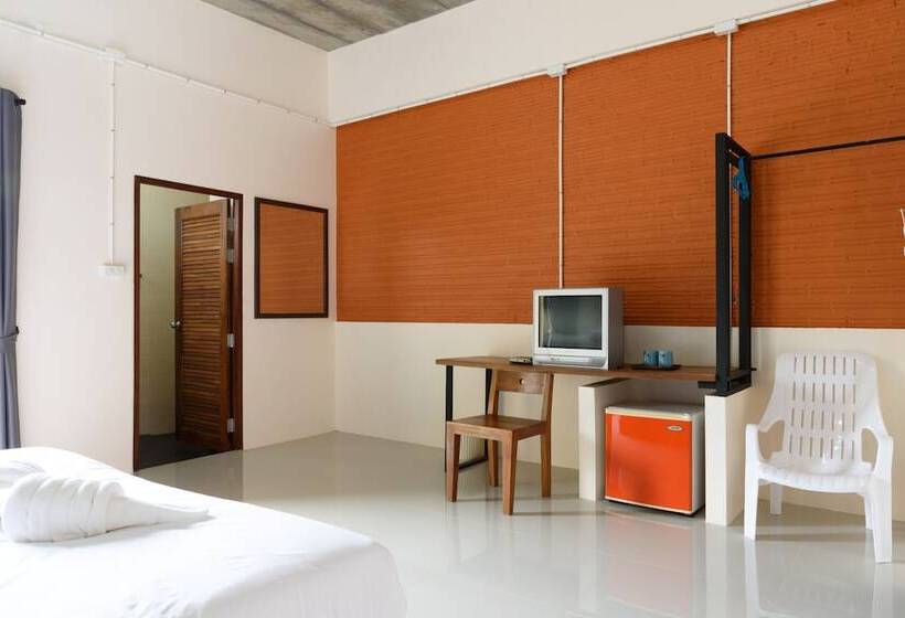 בית מלון כפרי Srisuksant Urban