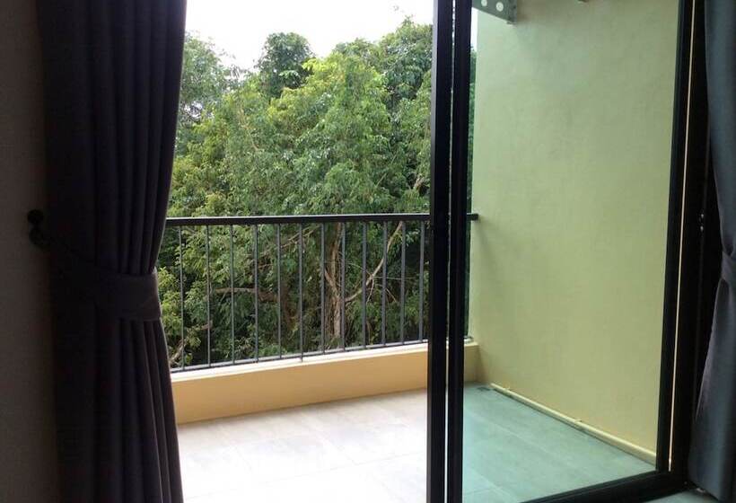 בית מלון כפרי Srisuksant Urban