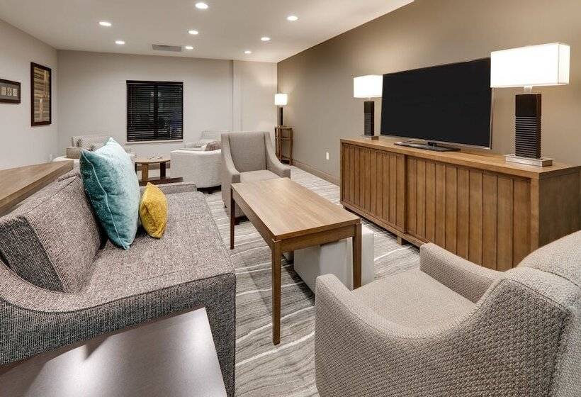 Отель Staybridge Suites Oklahoma City Downtown, An Ihg