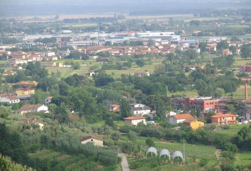 Отель Tarabaralla