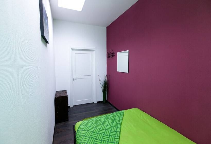 ホテル Teplo   Hostel