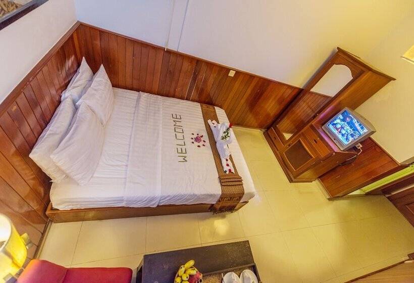 ホテル Travellerhome Angkor