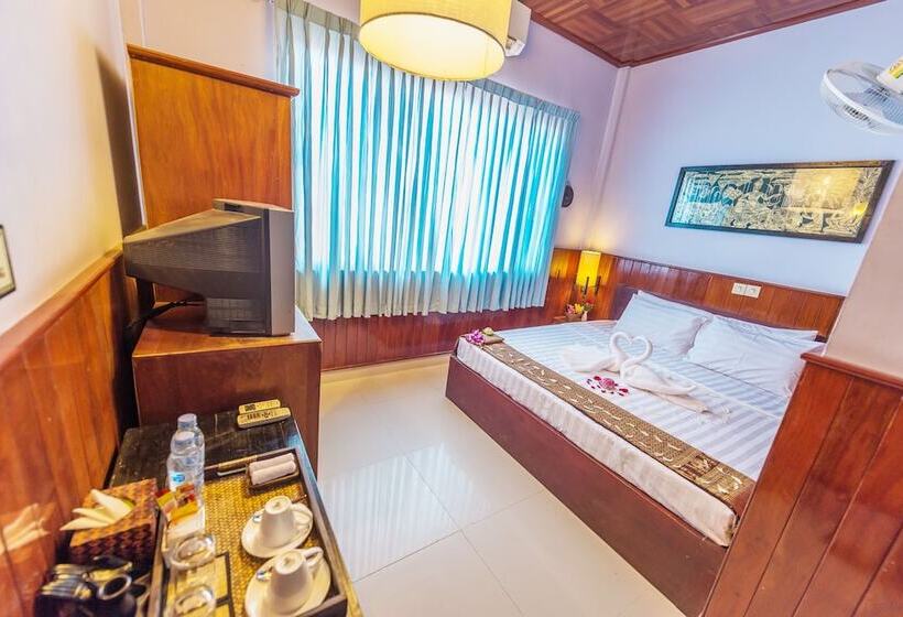 ホテル Travellerhome Angkor