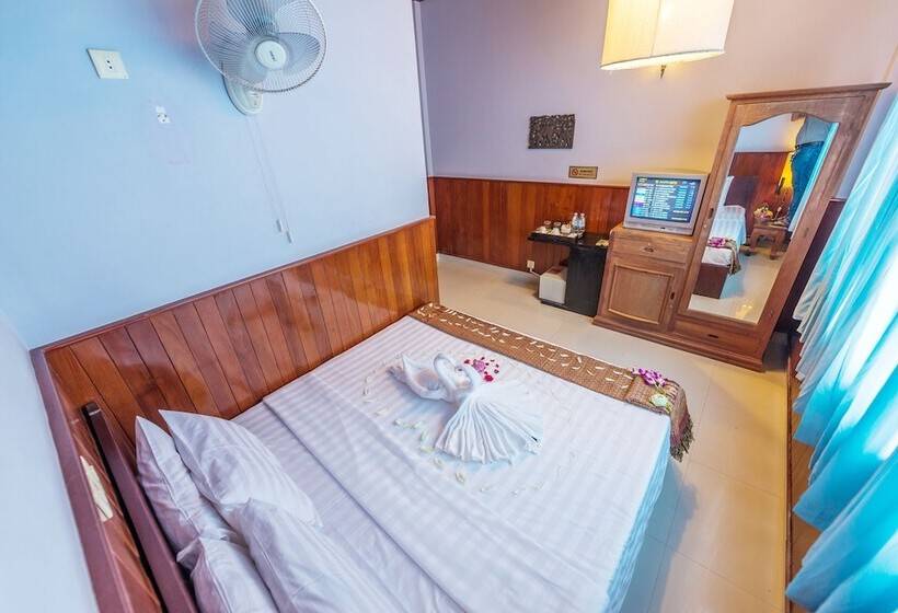 ホテル Travellerhome Angkor