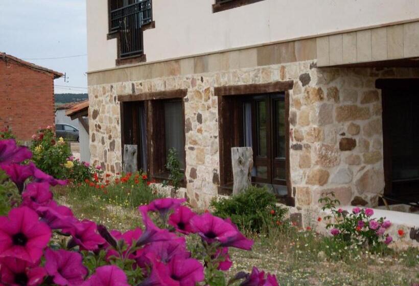 ホテル Valdelinares