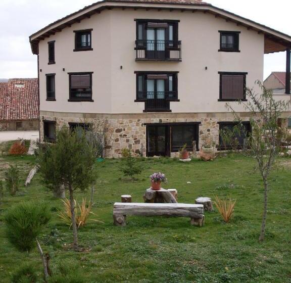 ホテル Valdelinares