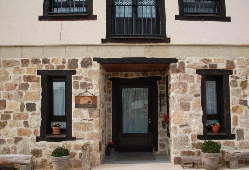 ホテル Valdelinares