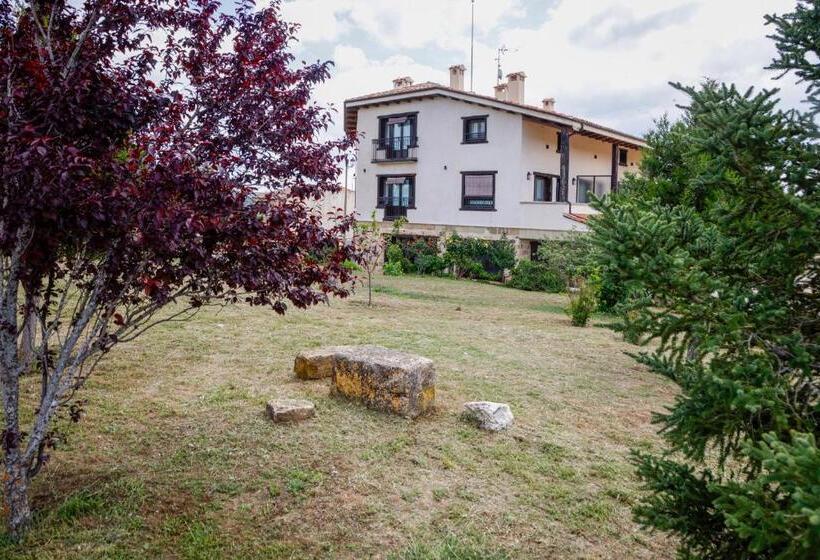 ホテル Valdelinares