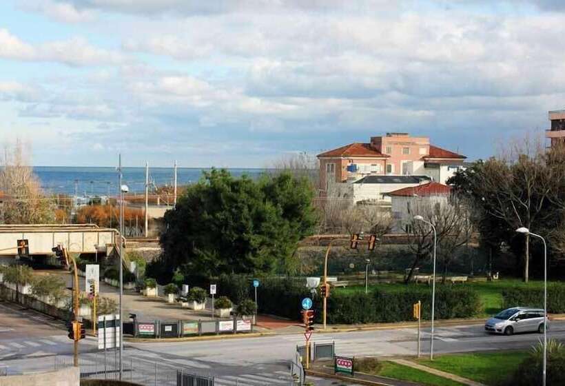 ホテル Villa Del Mare