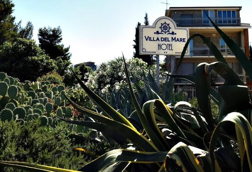 ホテル Villa Del Mare