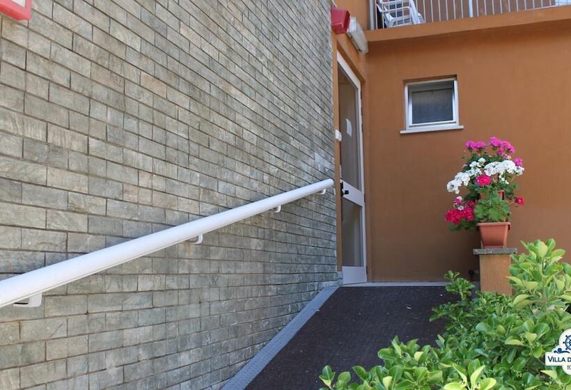 ホテル Villa Del Mare