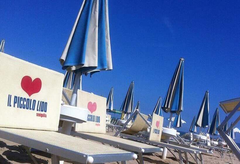 ホテル Villa Del Mare