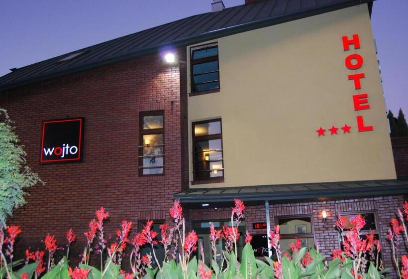 هتل Wojto