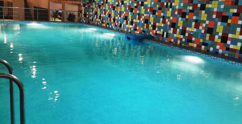 هتل Zone By The Park, Jodhpur