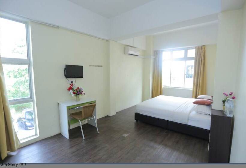 Jam Hotel Near Erl Salak Tinggi Sepang