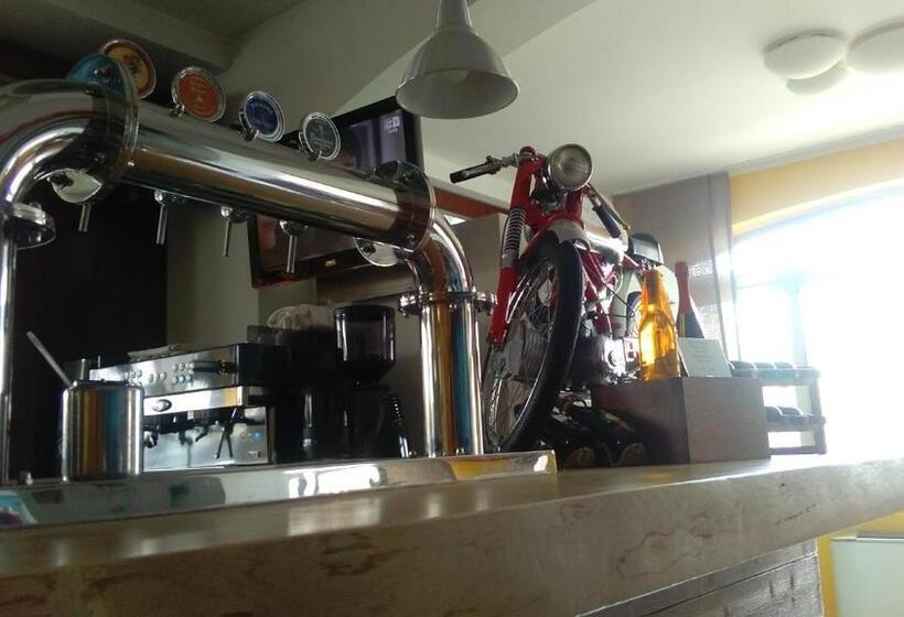 La Quercia Hotel Con Ristorante