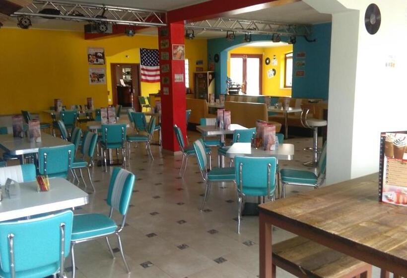 La Quercia Hotel Con Ristorante