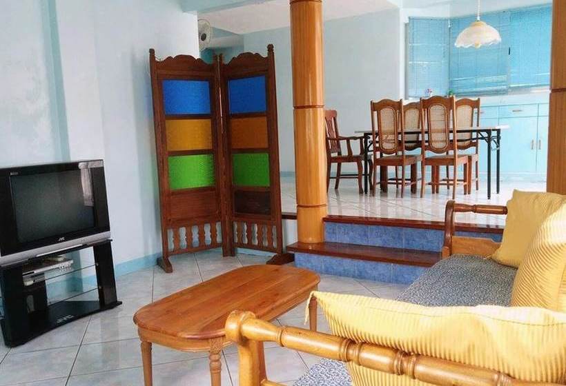 Our Melting Pot Tagaytay  Hostel