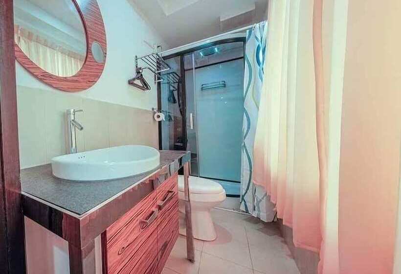 پانسیون Amax Inn Cebu