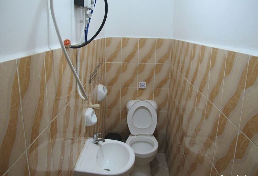 پانسیون Amax Inn Cebu