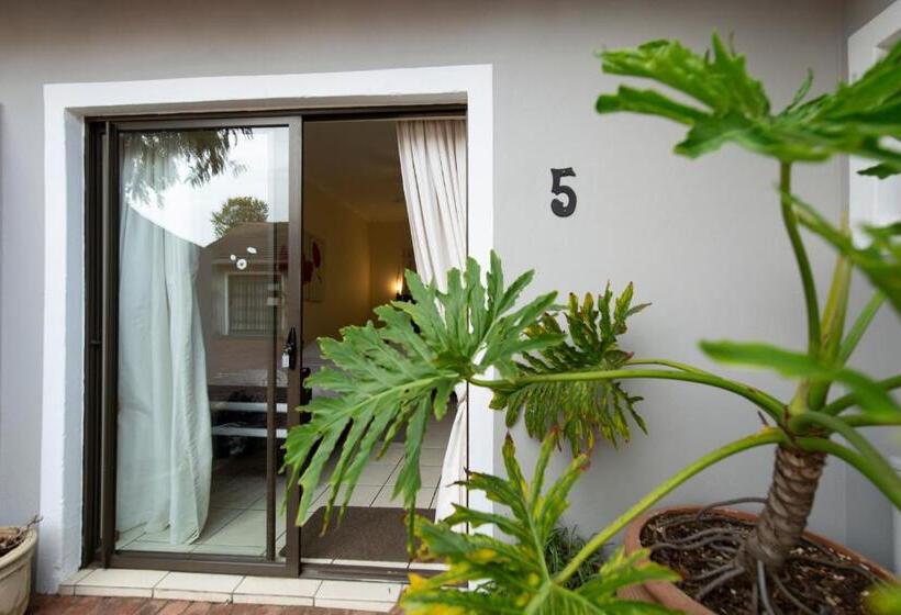 ペンション Angelica Guest House