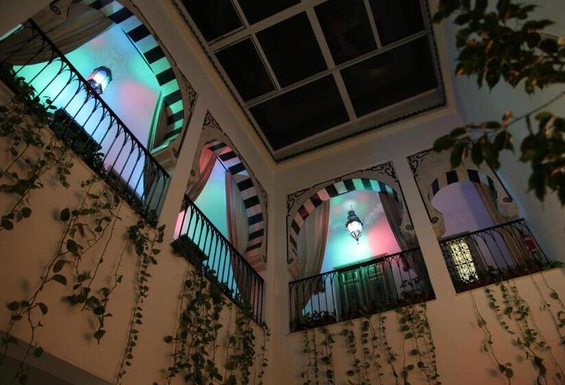 پانسیون El Patio Courtyard House