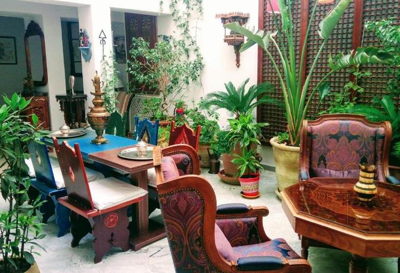 پانسیون El Patio Courtyard House